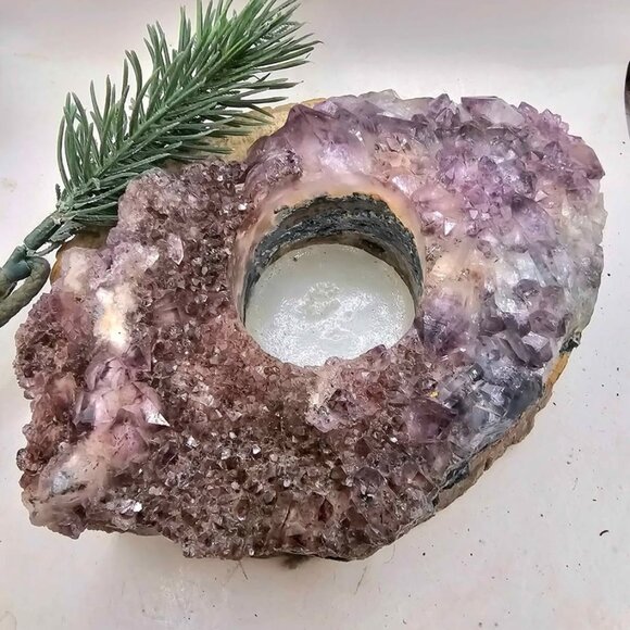 Nature 6" Amethyst Cluster Tea Candle Holder - Picture 1 of 10